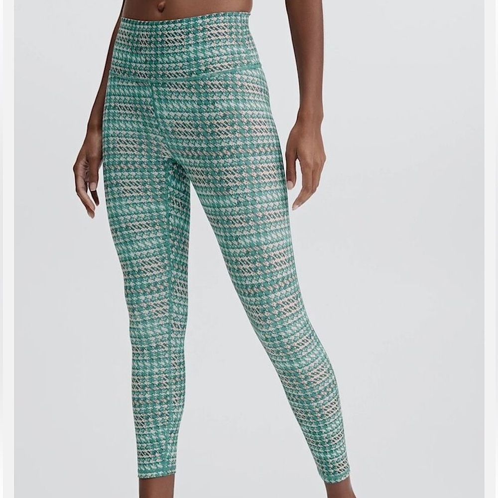 Fabletics define powerhold high waisted 7/8 leggings